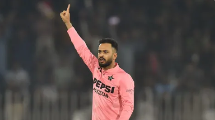 اولني ټي ټوينټي ميچ کښې جنوبي افريقې په پنځه پنځوس رنز پاکستان ټيم ته ماتې ورکړې South Africa defeated Pakistan by 55 runs in the first T20I match.