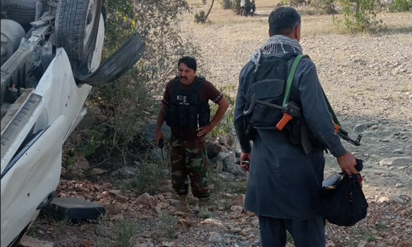 هنګو کښې بمي چاودنه، ايس پي آپريشنز پشمول درې پوليس اهلکاران شهيدان Bomb blast in Hangu, three police personnel including SP Operations martyred