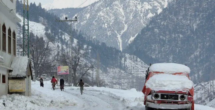 خېبرپښتونخوا پشمول غريزو سيمو کښې اتلسم دسمبر پورې د باران او په غرونو د واورې وريدو پيشنګوئي Rain and snowfall in the mountains predicted in mountainous areas including Khyber Pakhtunkhwa until December 18