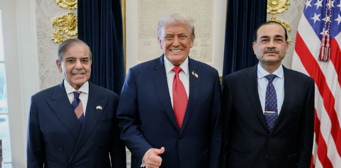 د وزيراعظم شهبازشريف اپيل باندې د امريکې صدر ډونلډ ټرمپ ايران سره پنځلس ورځو لپاره د جنګ بندۍ اعلان کړېدې US President Donald Trump has declared a 15-day ceasefire with Iran