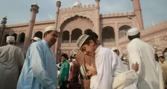 وفاقي حکومت لوئې اختر لپاره د درې چهټيانو منظوري ورکړې ده Federal government approves three holidays for Eid-ul-Adha