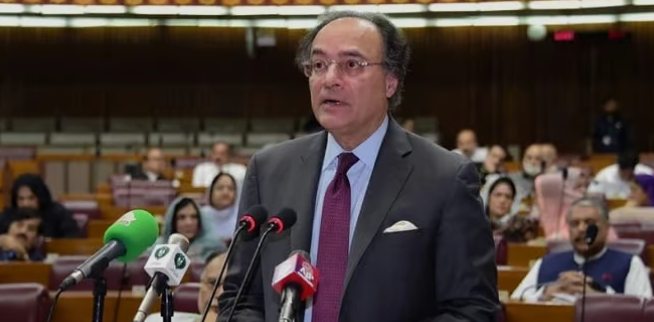 راتلونکي مالي کال لپاره وفاقي بجټ د جمعې په ورځ قامي اسمبلۍ ته وړاندې کولې شي The federal budget for the next fiscal year is expected to be presented to the National Assembly on Friday.