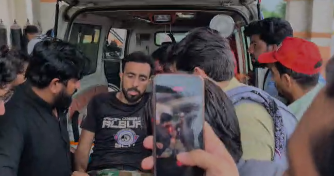 هنګو کښې چيک پوسټ باندې د ترهه ګرو حمله، ډي ايس پي پشمول اووۀ اهلکار شهيد، اتۀ حمله کونکي وژلي شوي Terrorists attack check post in Hangu, seven personnel including DSP martyred, eight attackers killed