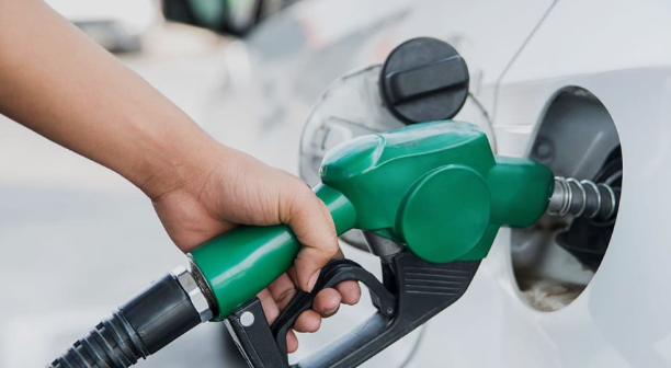 د پټروليم مصنوعات په قيمتونو کښې د نورې اضافې اعلان Announcement of a further increase in the prices of petroleum products.