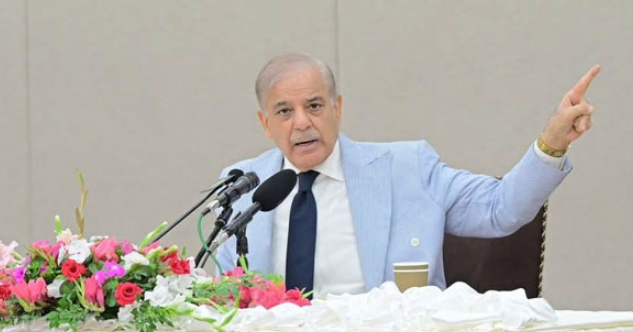 سانحه پمز، وزیراعظم د هسپتال اتۀ افسران معطل کولو او هغوي خلاف د فوجداري کاروائۍ هدايت کړې Regarding the PIMS incident, the Prime Minister has ordered the suspension of eight hospital officials and directed that criminal proceedings be initiated against them.