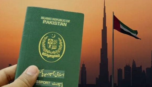 متحده عرب امارات د پاکستاني وګړو لپاره د ويزو جاري کولو لړۍ بيا شروع کړې The United Arab Emirates has resumed the issuance of visas for Pakistani citizens.