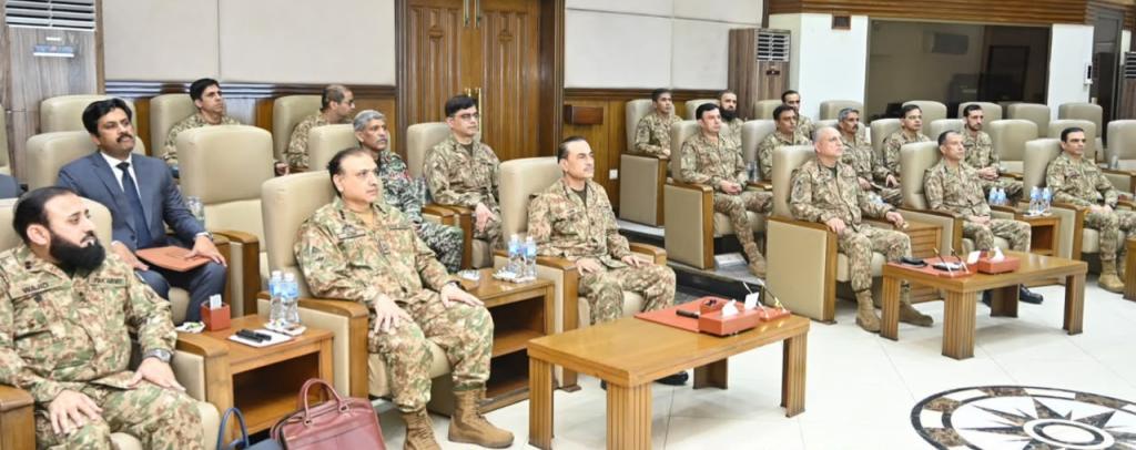 فيلډ مارشل سيد عاصم منير د پيښور کور هيډکوارټرز اهمه دوره کړې Field Marshal Syed Asim Munir paid an important visit to the Peshawar Corps Headquarters