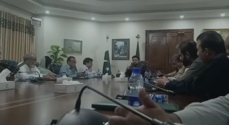 وزير اعلی سهېل آفریدي وفاقي حکومت ته د مذاکراتو وړاندیز کړې Chief Minister Sohail Afridi has offered to hold talks with the federal government before the long march.
